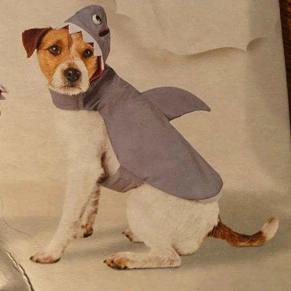 Hyde & EEK! Boutique Reflective Shark Hoodie Small Dog and Cat Costume X-Small - Picture 1 of 6